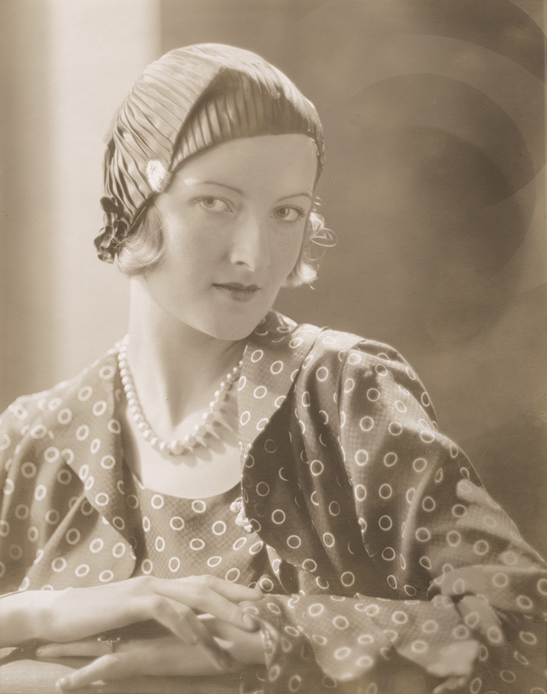 Vogue Magazine Photographer - Woman with Pearls and Flapper Hat