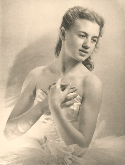 Ballerina Jacqueline Rayet